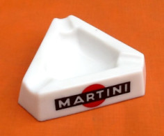 Années 1960 Cendrier Verre Opalin Martini Opalex Made In France - Asbakken