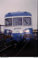 Photo Diapo Diapositive Slide Train Wagon Autorail SNCF X 2905 1 & 2ème Classe De Face à NEVERS Le 27/01/94 VOIR ZOOM - Diapositives