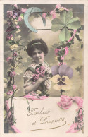 Femmes - Fantaisie - Bretelles - Pensées - Bonheur Et Prospérité - Carte Postale Ancienne - Women