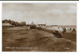 Real Photo Postcard, Kent, Dover, Walmer, Beach And Promenade, House, Footpath, Seaview - Dover