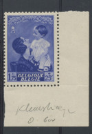 453 V  **  Trait Sur Le Poignet       Cote 80,-   €      Postfris - 1931-1960
