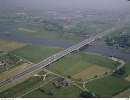 Zwolle, Brug, Luchtfoto LF1046 - Zwolle