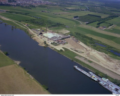 Wijk Bij Duurstede, Steenfabriek, Luchtfoto LF1365 - Wijk Bij Duurstede