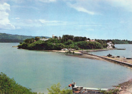 MAYOTTE / DZAOUDZI ET LE BOULEVARD DES CRABES - Mayotte