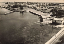 Le Croisic * Abri Cale Du Bateau Canot De Sauvetage , L'estacade , Vue Aérienne - Le Croisic