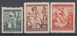 SLOVAKIA 43-45,unused,falc Hinged - Nuovi