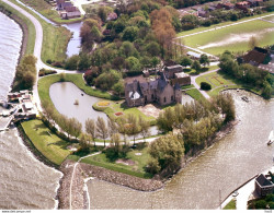 Medemblik, Kasteel Radboud, Luchtfoto LF239 - Medemblik