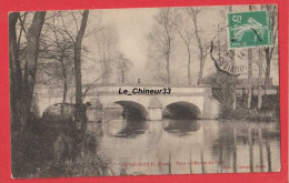 27 - LE VAUDREUIL---Pont A L'Entrée Du Pays - Le Vaudreuil