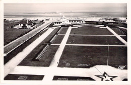 CPA - France - 14 - DEAUVILLE - La Plage Fleurie - Les Jardins Et La Plage - Carte Postale Ancienne - Deauville