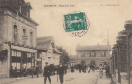 78:  Bonnières : Place De La Gare    ///  Ref. Juillet 23 / N° 26.864 - Bonnieres Sur Seine