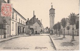 78 - FRENEUSE  - La Place Et L' Horloge - Freneuse