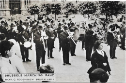 BRUSSELS MARCHING BAND 10 AV G. RODENBACH BRUXELLES 3 (cpa Ou Photo Même Dimensions Dos Blanc) - Fêtes, événements