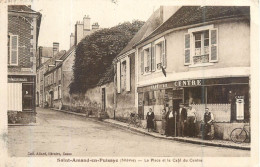 CPSM 58 Nièvre > Saint-Amand-en-Puisaye La Place Et Le Café Du Centre - Saint-Amand-en-Puisaye