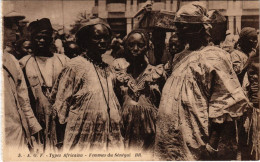 PC AFRICA A.O.F. FEMMES DU SENEGAL ETHNIC TYPES (a43202) - Non Classés