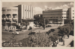 YB / ISRAËL. Cpsm 9x14. TEL-AVIV . 2nd November Sq. ( Edit. PALPHOT N° 641) - Israel