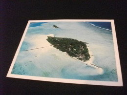 STORIA POSTALE  FRANCOBOLLO MALDIVES VISTA AEREA ISOLA PIEGA - Maldivas