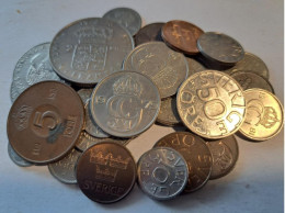 SUEDE  Lot De 25  Monnaies  (175 ) - Mezclas - Monedas