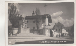 D2411) ST. JOHANN In TIROL - KRIEGERDENKMAL M. Haus U. Straße ALT - St. Johann In Tirol