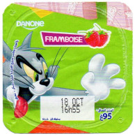 Label Opercule Cover Yaourt Yogurt " Danone " Tom & Jerry Disney Apple Pear Pomme Poire Yoghourt Yahourt Yogourt - Opercules De Lait