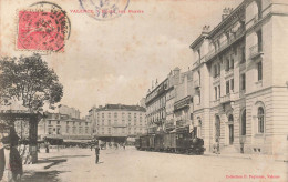 Valence * 1904 * Passage Train Locomotive Machine , Place Et Hôtel Des Postes * Ligne Chemin De Fer Drôme - Valence