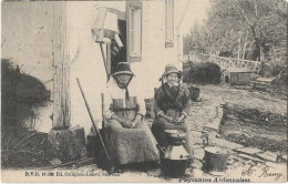 Belgique  - Stavelot   Edition  Collignon Lekeu -  Femmes   - Paysannes Ardennaises - Stavelot