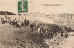 Chatelaillon * 1908 * Le Retour De La Pêche Au Brise Lames Pendant La Saison * Pêcheurs épuisettes Baigneurs Enfants - Châtelaillon-Plage