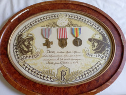 Cadre Avec Médailles D'un Poilu Tombé Au Champ D'honneur En 1917 - 1914-18