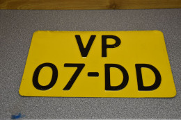 License Plate-nummerplaat-Nummernschild Nederland NL Reguliere Kentekenplaat Oud-old - Number Plates