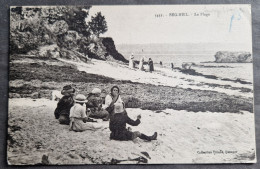 CPA 29 BEG MEIL - La Plage - Gros Plan Animé - Edit.Villard 3431 - Réf R 227 - Beg Meil