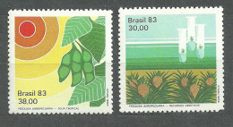 Brazil, 1983 (#1976-77a), Agricultural Research, Fruits, Vegetables, Soja, Agrarforschung, Obst, Gemüse - 2v Incomplete - Agriculture