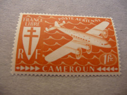 TIMBRE  CAMEROUN  POSTE  AÉRIENNE     N  12         COTE  0,75  EUROS    NEUF  SANS  CHARNIERE - Airmail