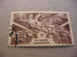 TIMBRE  CAMEROUN  POSTE  AÉRIENNE     N  31        COTE  1,50  EUROS    OBLITERE - Airmail