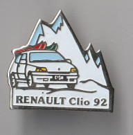 PIN'S THEME AUTOMOBILE  RENAULT  CLIO 92 - Renault