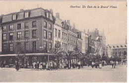 COURTRAI                    UN COIN DE LA GRAND PLACE        AU GRAND BAZAR NATIONAL - Kortrijk