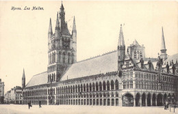 BELGIQUE - YPRES - Les Halles - Edit J Versailles - Carte Postale Ancienne - Other & Unclassified