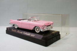 Solido Age D'or - CADILLAC ELDORADO BIARRITZ 1957 Convertible Rose Réf. 4500 BO 1/43 - Solido