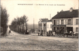 S14029 Cpa 78 Rocquencourt - La Mairie Et La Route De Versailles - Rocquencourt