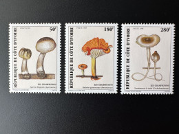 Côte D'Ivoire Ivory Coast 1998 Mi. 1193 - 1195 Mushrooms Champignons Pilze Funghi - Champignons