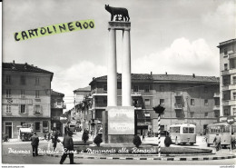 Emilia Romagna-piacenza Piazzale Roma Monumento Alla Romanita Animata Veduta Fermata Corriera Autobus Negozi Persone - Piacenza