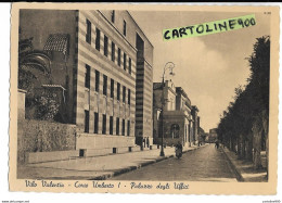 Calabria-vibo Valentia Corso Umberto I Anni 50 Altezza Palazzo Degli Uffici Veduta Viale Vespa In Transito - Vibo Valentia