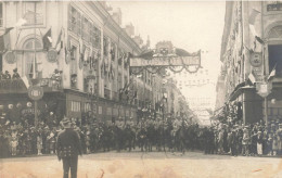 Orléans * Carte Photo * Défilé Militaire Libération " A Nos Poilus " Retour De Guerre 14/18 Ww1 War , Place Du Martroi - Orleans