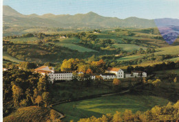 CPM . ABBAYE N. D. DE BELLOC  . URT . HASPARREN . VUE GENERALE.  CARTE NON ECRITE - Hasparren