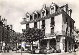 Blois * Le Bar Tabac LE MARYLAND Place De La Résistance * Café Journaux Débit De Tabac Tabacs * Commerce - Blois