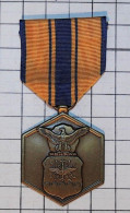 Médailles & Décorations >  Air Force Commendation Medal  > Réf:Cl USA P 3/ 1 - Estados Unidos