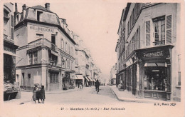 Mantes - Rue Nationale - Pharmacie -  CPA°J - Mantes La Ville
