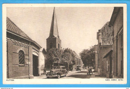 Putten Oude Auto Voor NH Kerk 1950 RY48031 - Putten