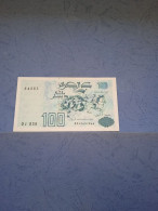 ALGERIA-P137 100D 21.5.1992 UNC - Algérie