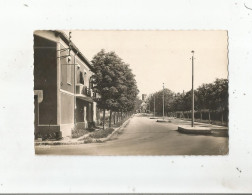 GIGNAC (HERAULT) CARTE PHOTO AVENUE DE LA GARE - Gignac