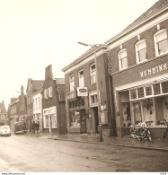 Goor Foto Brommer Cafetaria Grotestraat 1966 J090 - Goor