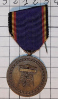 Médaille > Commémorative Des 30 Ans De Prisonniers De Guerre  > Réf:Cl Belge  Pl 2/ 3 - Belgium